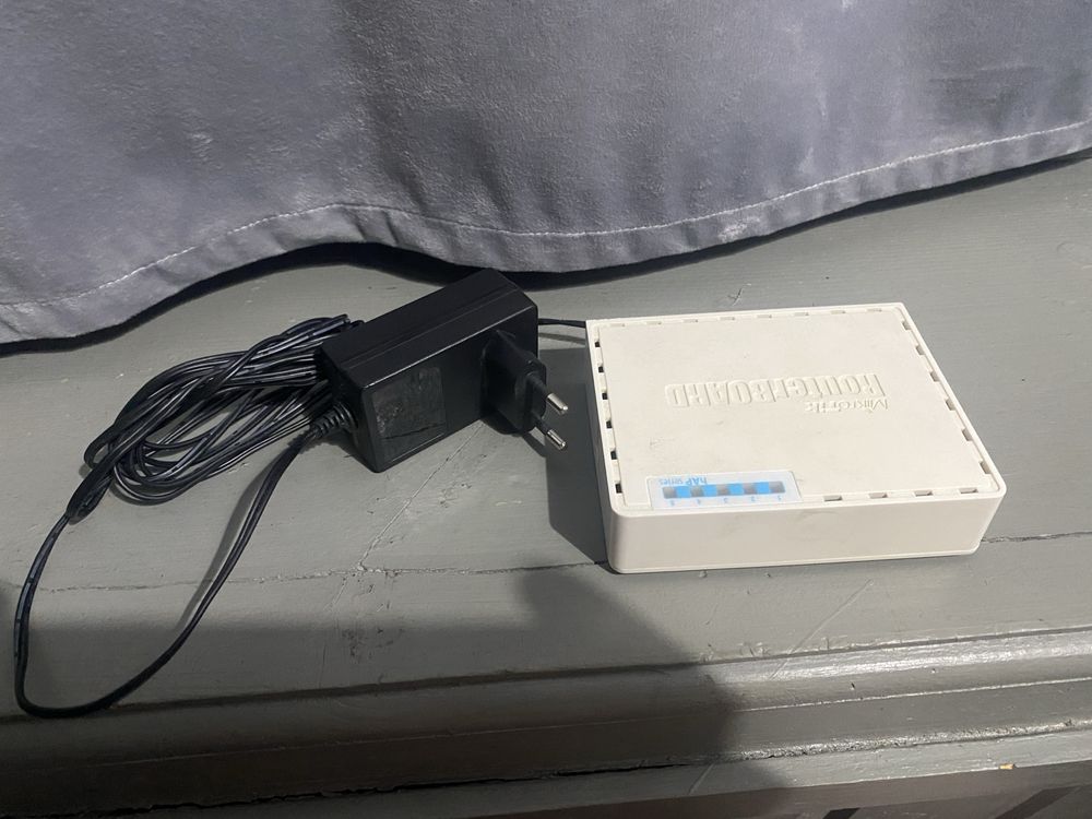 Mikrotik RB952ui-5ac2nd продам