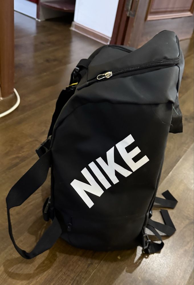 Оригинальная спортивный рюгзак Nike – состояние новое брал 2 нд назад