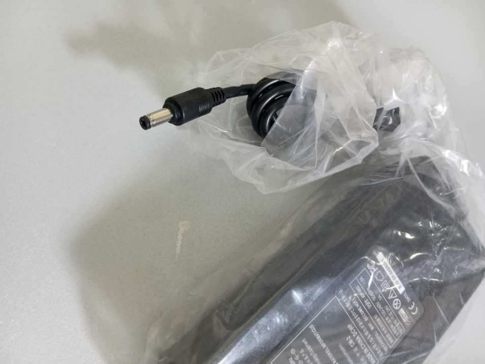 120 ватт Блок питания 24v 120W 5 ампер и шнур питания