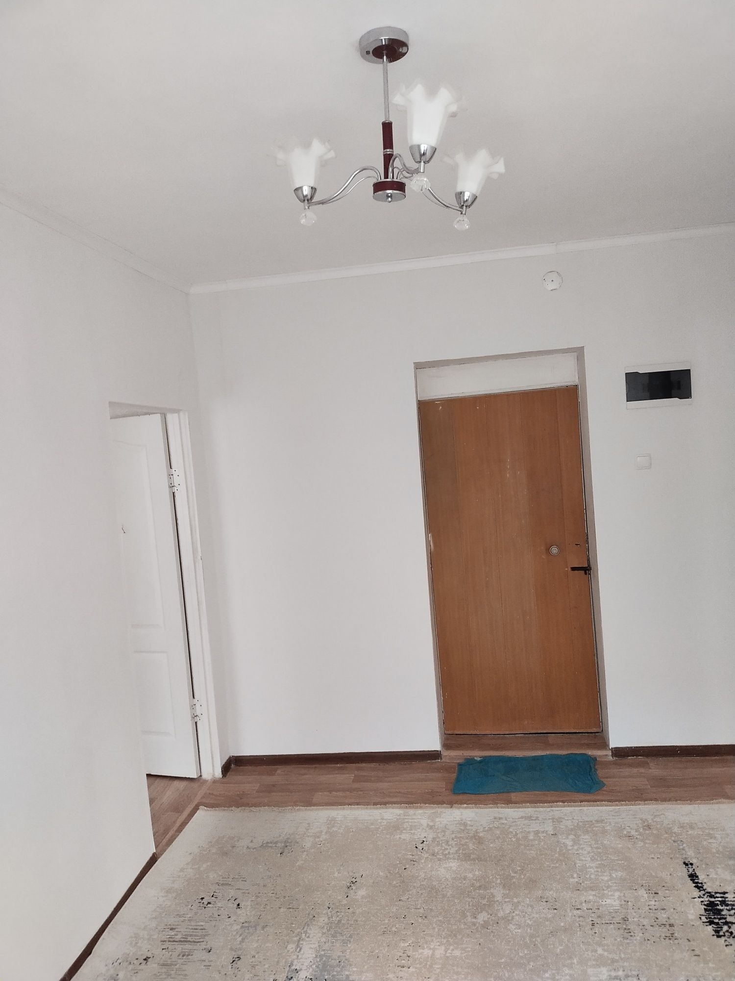 Продам квартиру  2-х комн. квартиру.