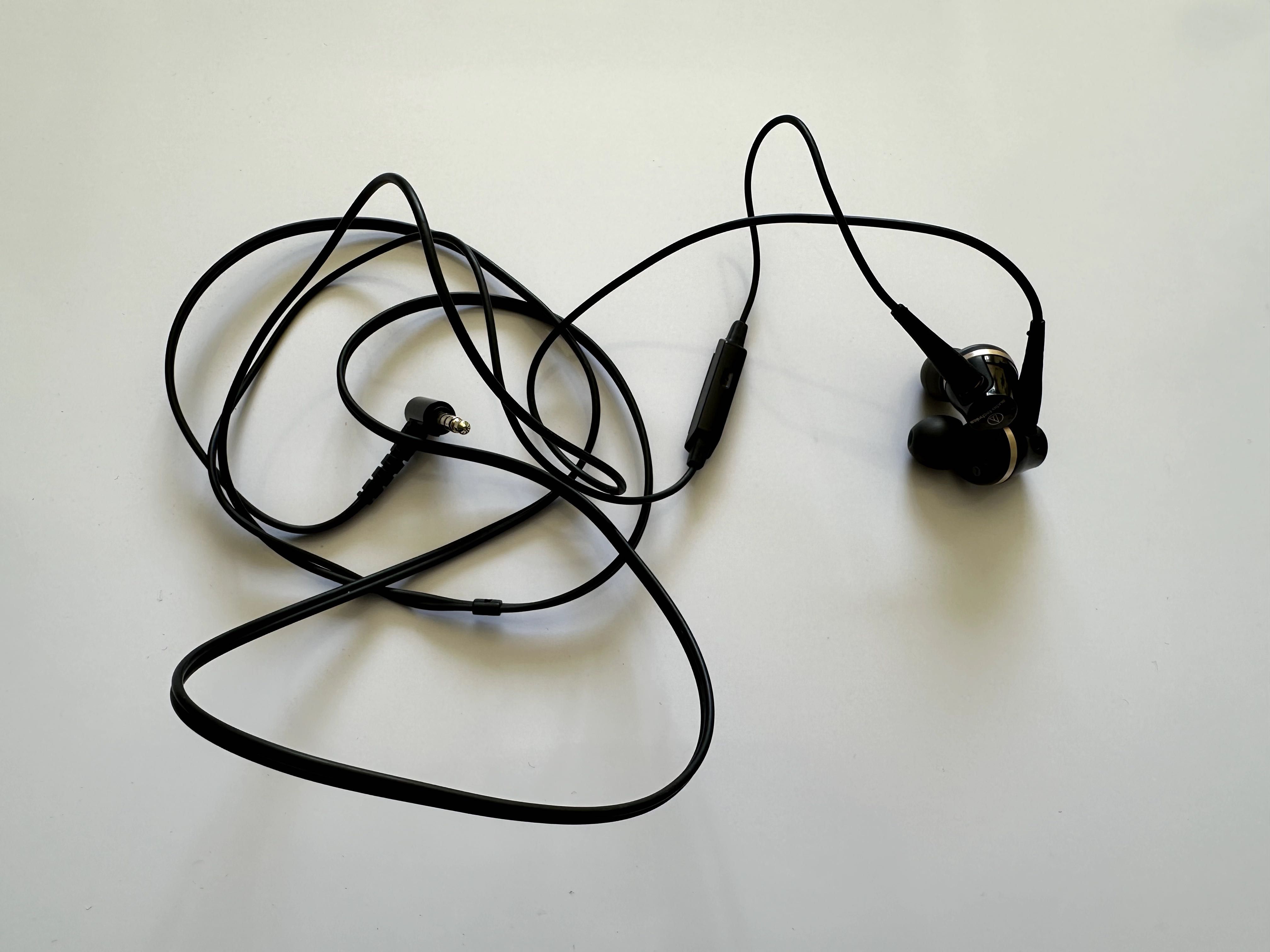 Наушники Audio-Technica ATH-CKR100iS (Black)