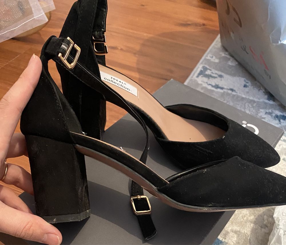 Туфли женские. 3 пары 23 000