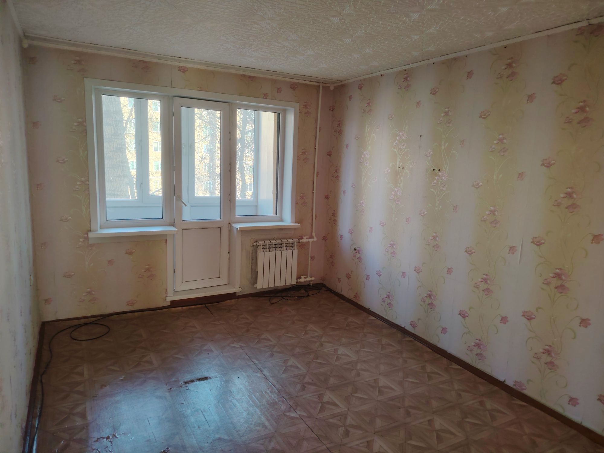 Продам 2х комнатную квартиру пр. Мира 98 /1