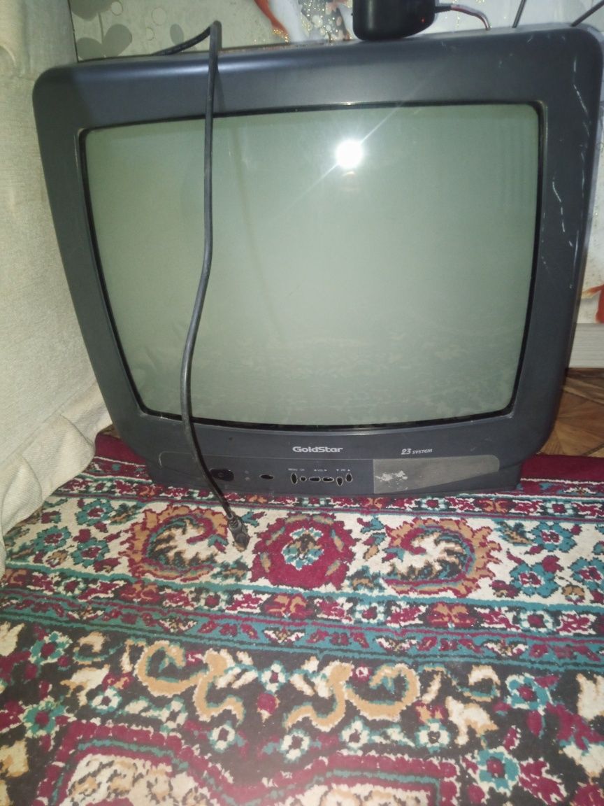 Продам два телевизора