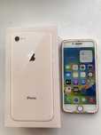 Продам iPhone 8