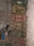 Продам канистры разные. Цена 6000