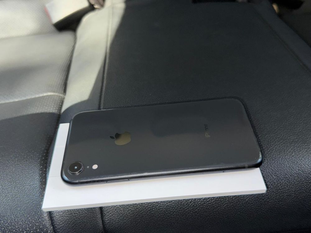 Продам iphone xr