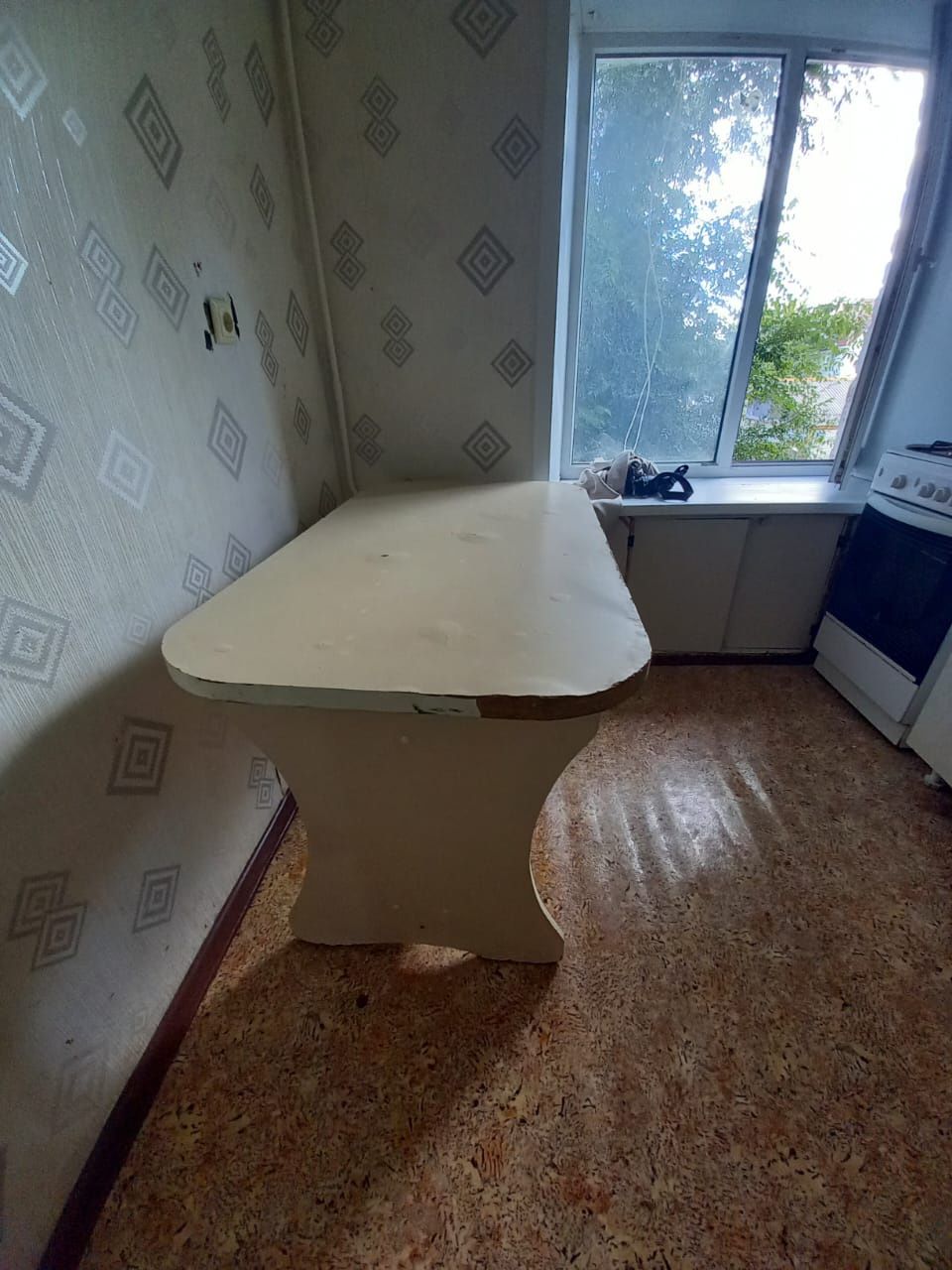 Стол обеденный самовывоз