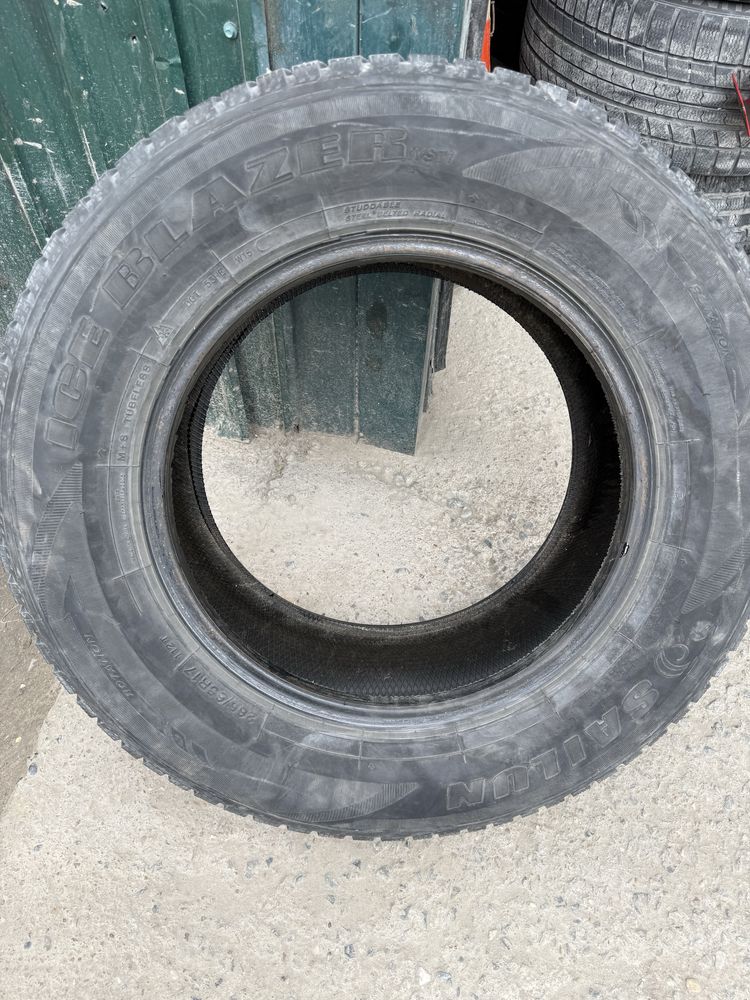 Шины зимние шипованные 265/65R17