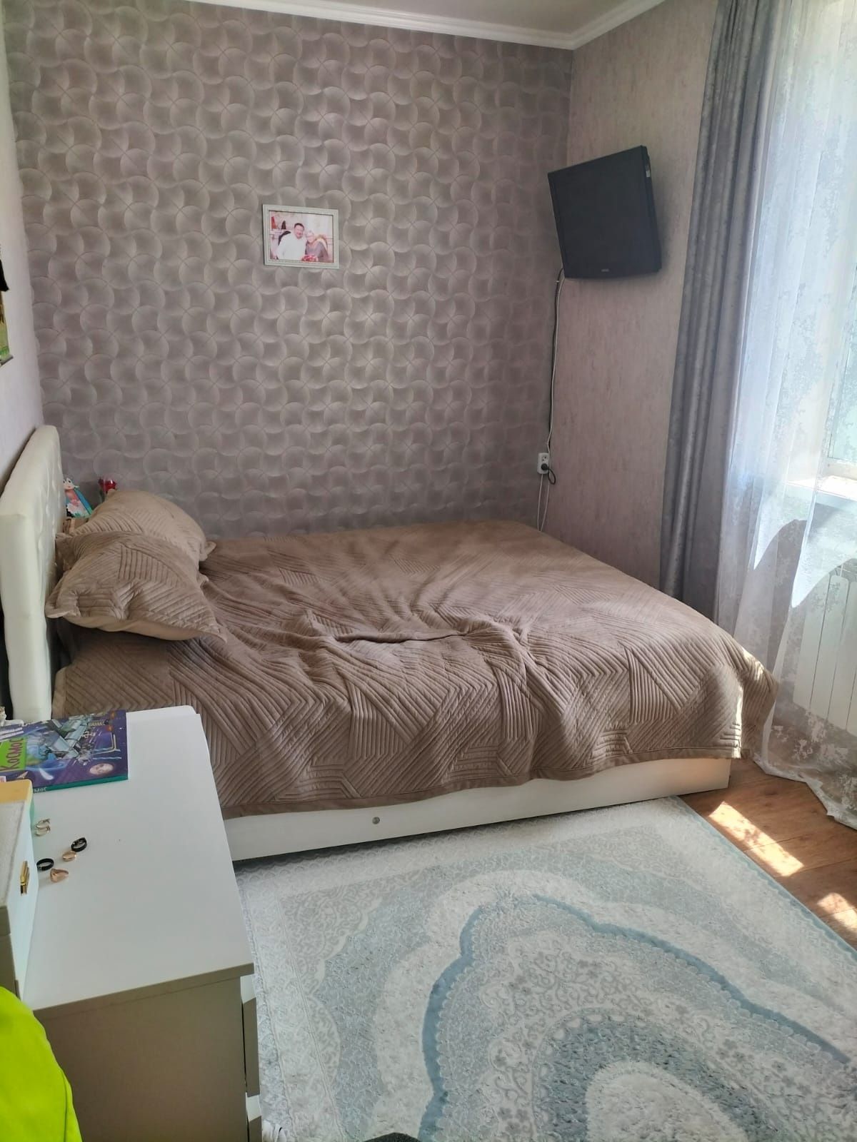 Продаётся 2-х квартира по адресу Мухамеджанова 34, третий этаж