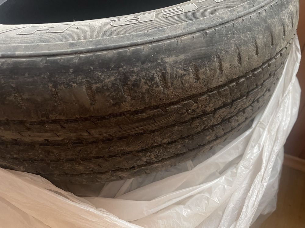 Продам шины 205/70/R15 Bridgestone Dueler H/T 684