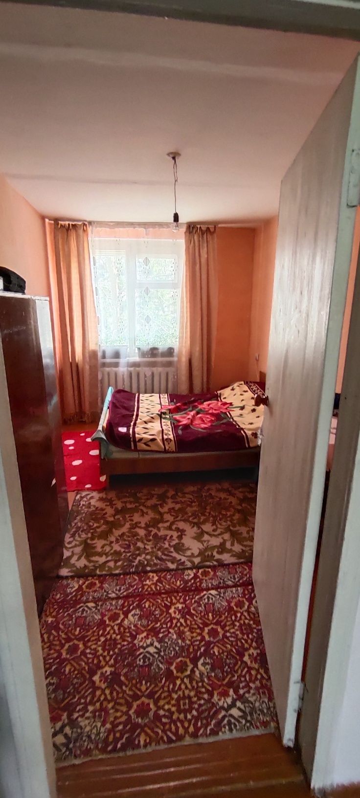 Продам 4 комн. квартиру