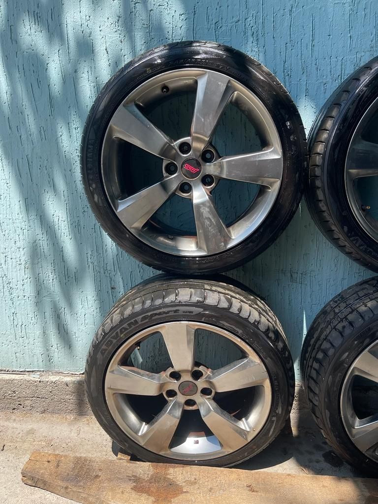 В продаже диски с резиной привезены с японии