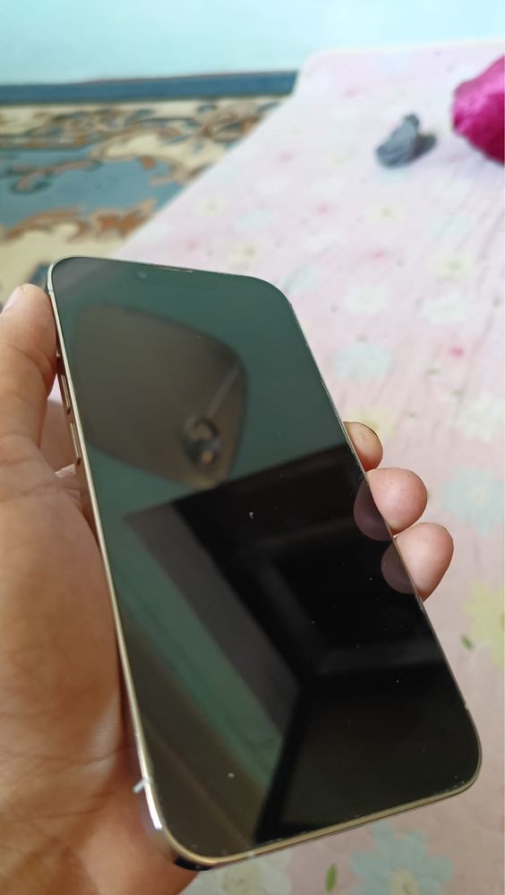 Продаю Iphone 13 Pro 256gb