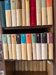Продам книги всемирной библиотеки все за 20 000 (их в районе 200 штук)
