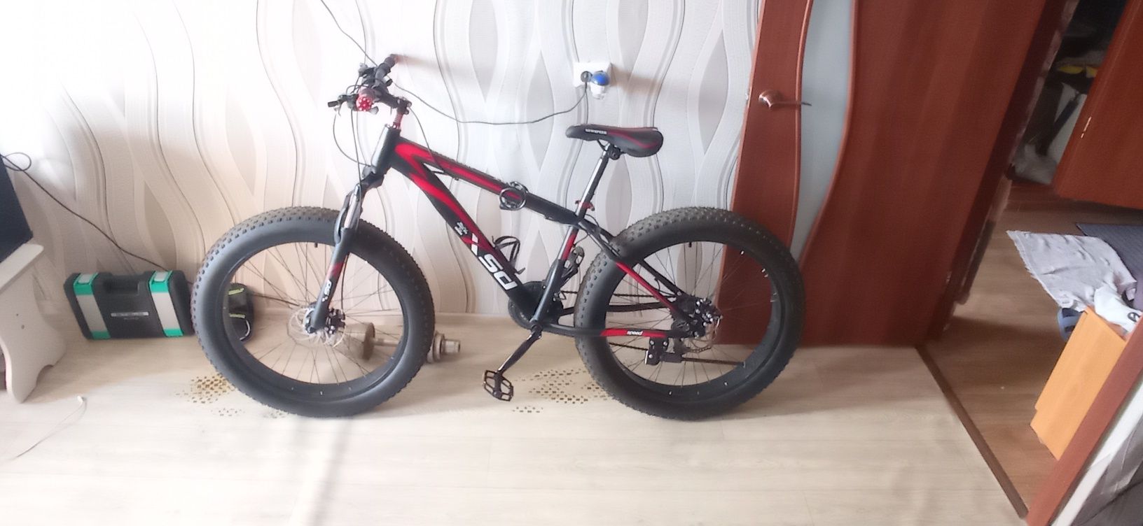 Продаю горно-спортивный велосипед FatBike