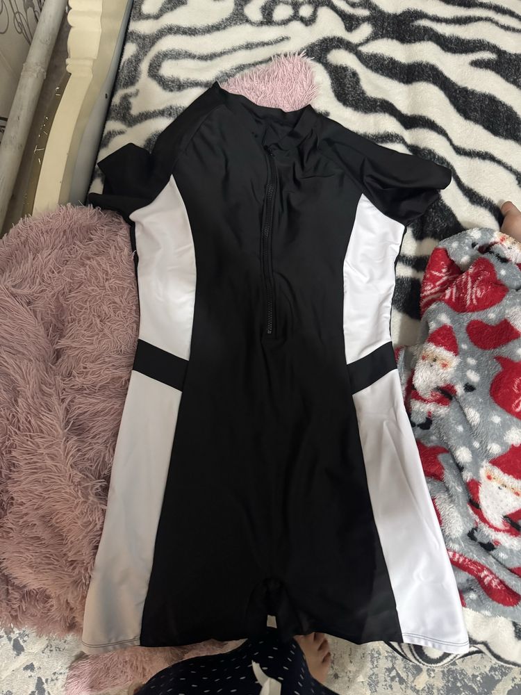 Продам новый купальник