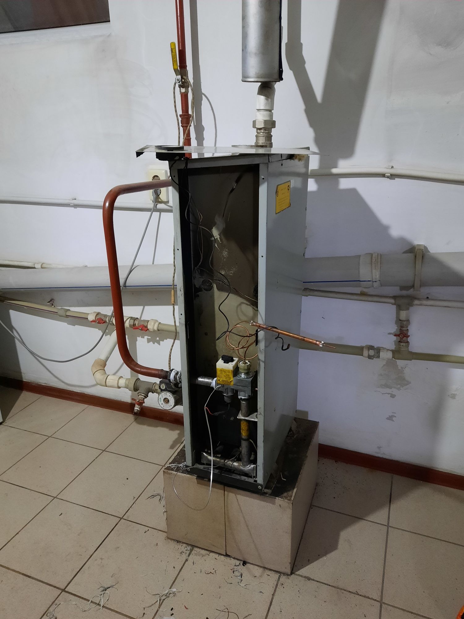 Ремонт газовых котлов .газовик.вызов газовика.ремонт котла медведь.агв