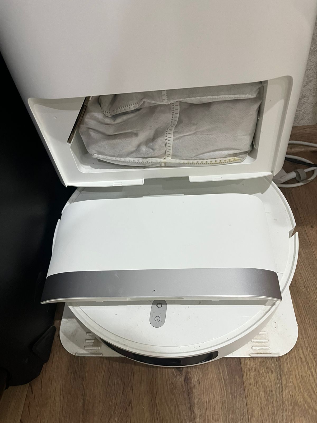 Продам Робот-пылесос Xiaomi Robot Vacuum X20+ BHR8124EU белый