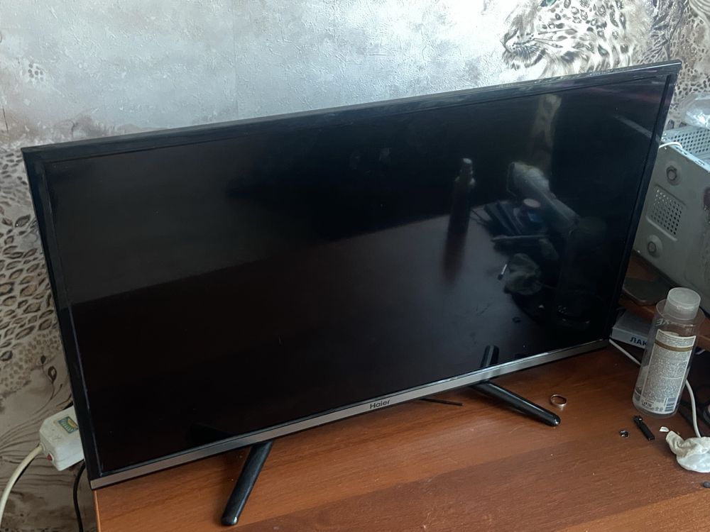 Срочно продам телевизор Haier LE32B8500T, 32 дюйма. Торг, срочно
