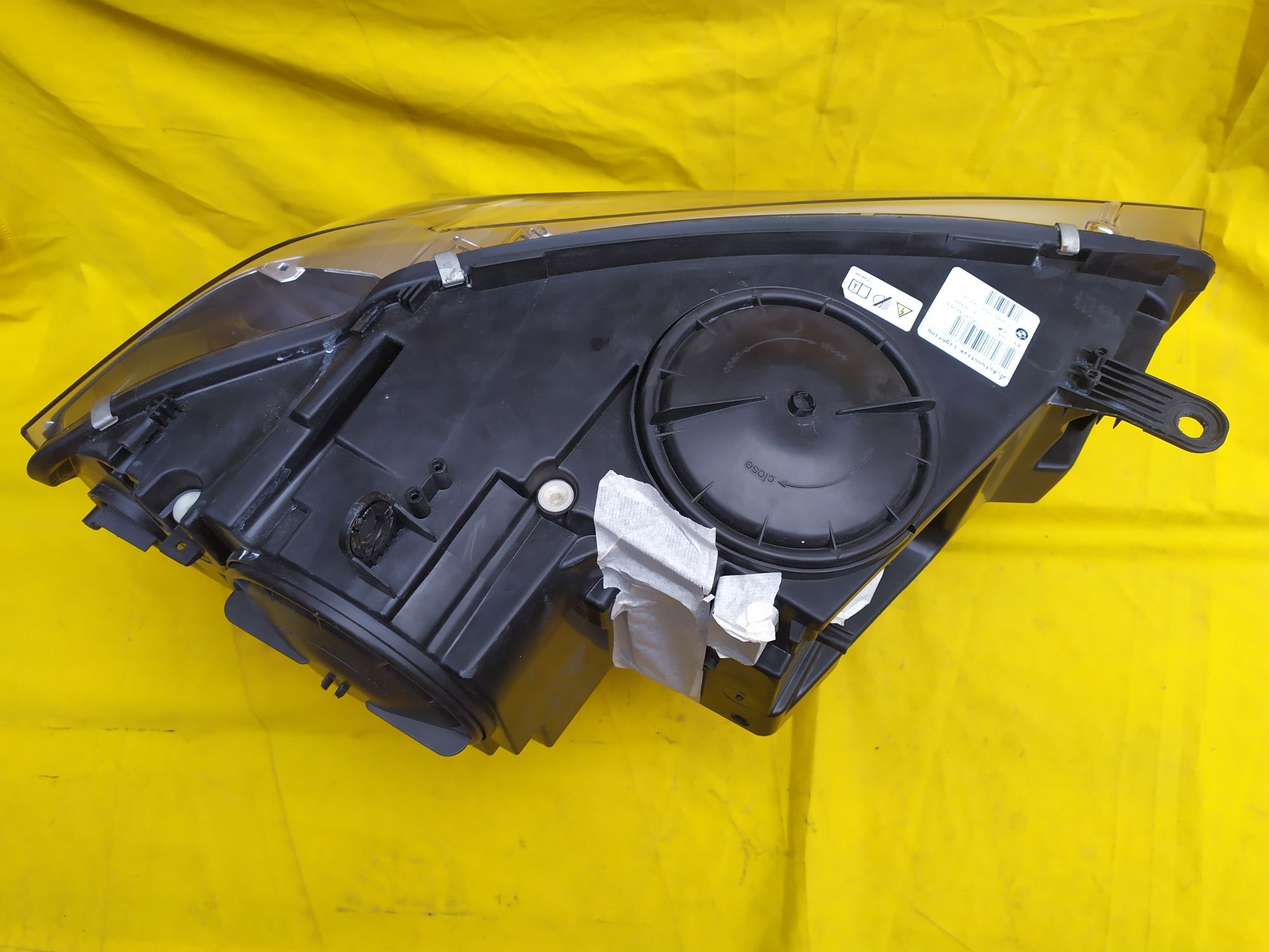 Фара левая Х5/Х6 Bi xenon BMW F15/F16