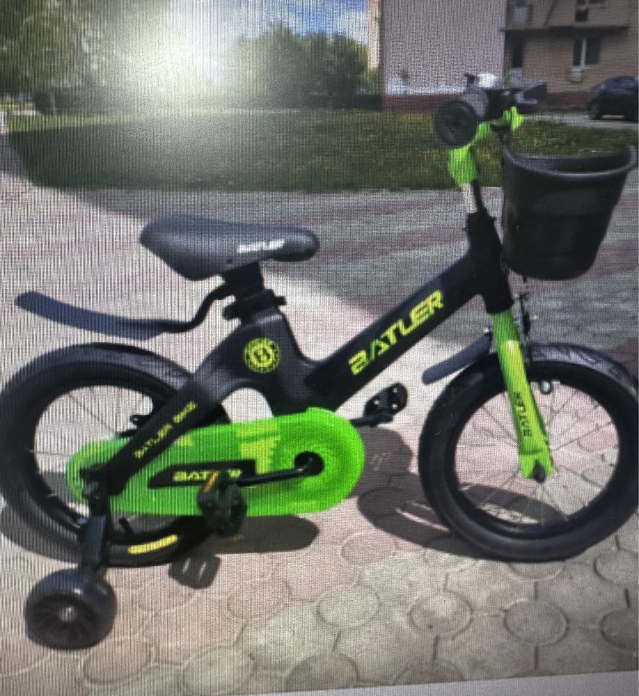 Продам детский 4-х колесный велосипед BATLER