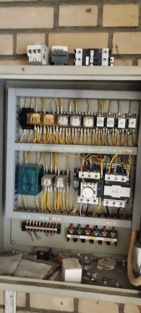 Бензиновый генератор kedr K63705 + АВР южнокорейский, промышленный