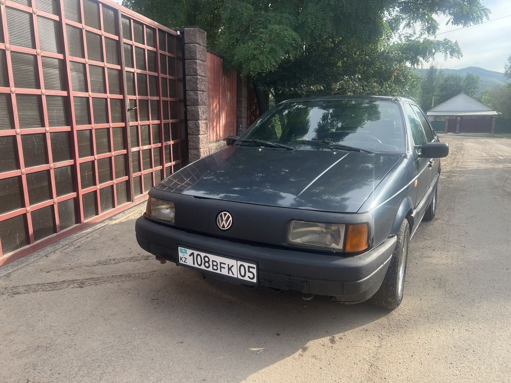 Продам машину пассат б3