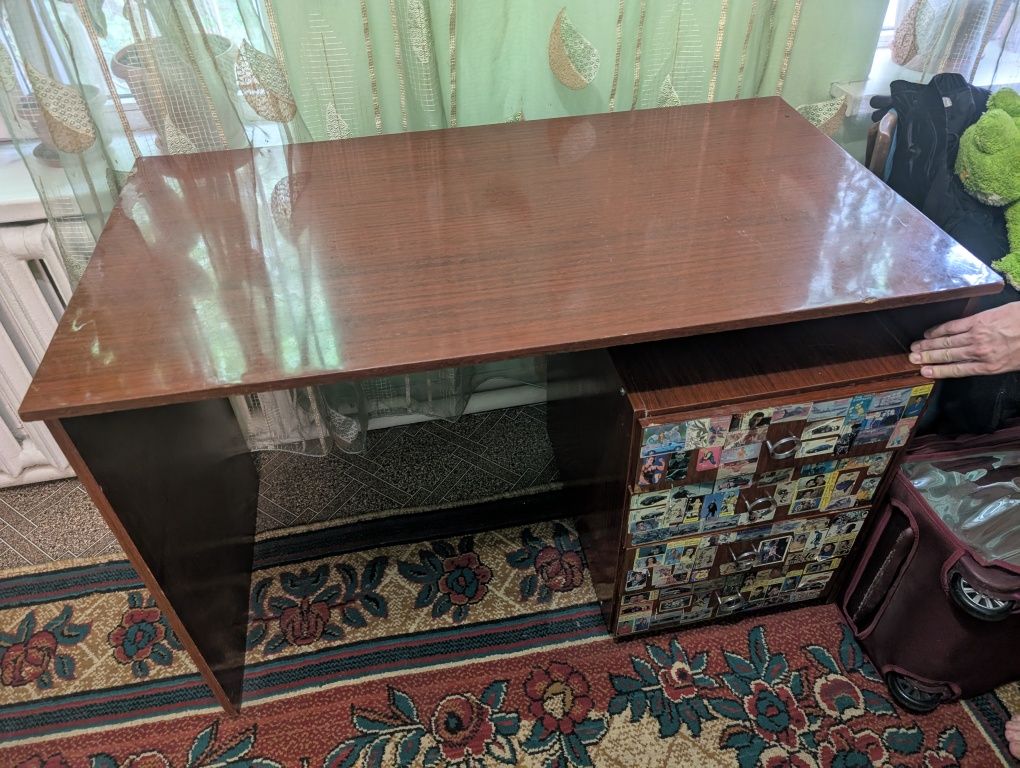 Стол рабочий продам