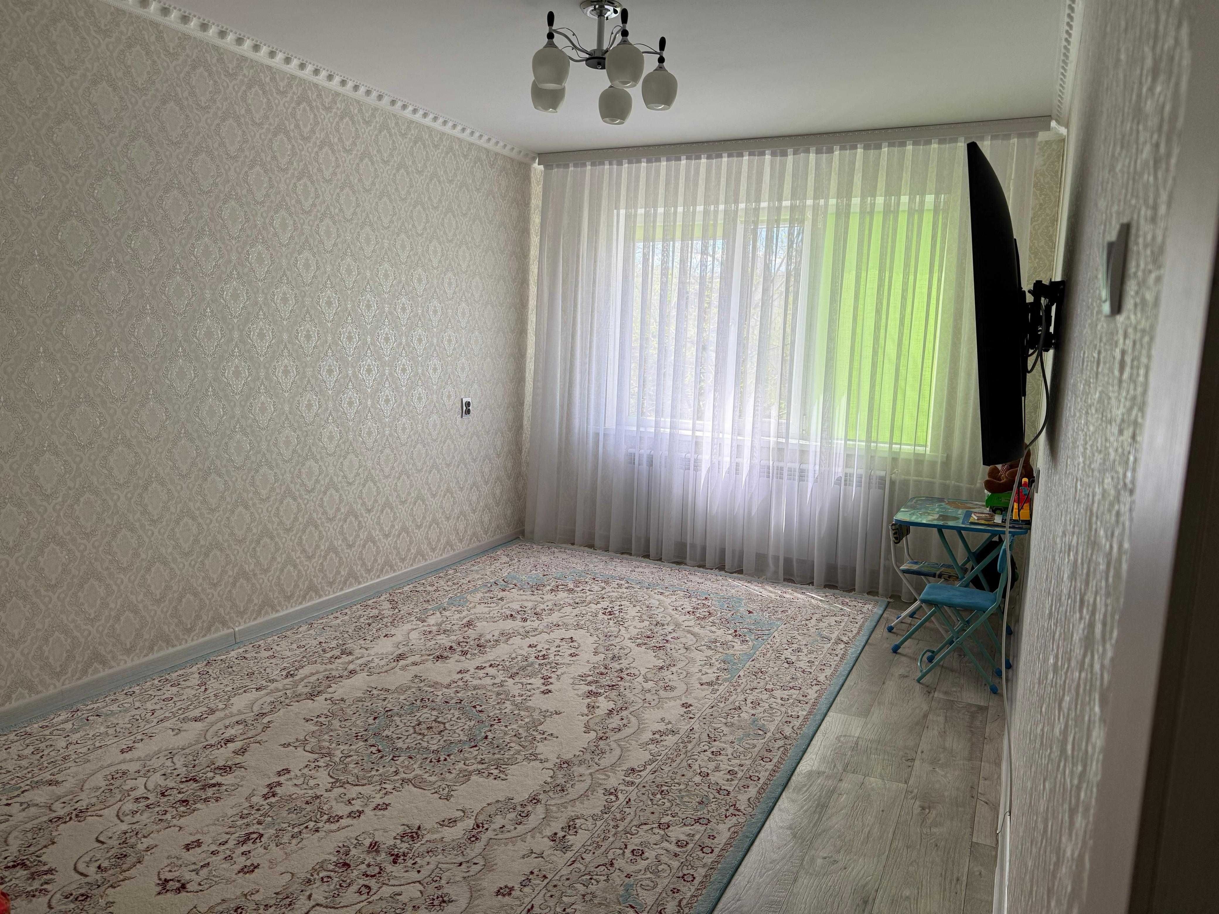 продается 2ком квартира