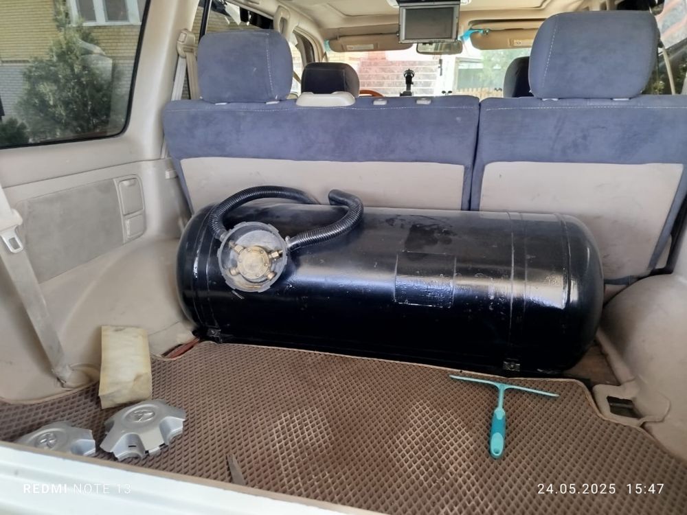Продам легендарный реально живой Lx 470, 2001г.в, об 4,7л