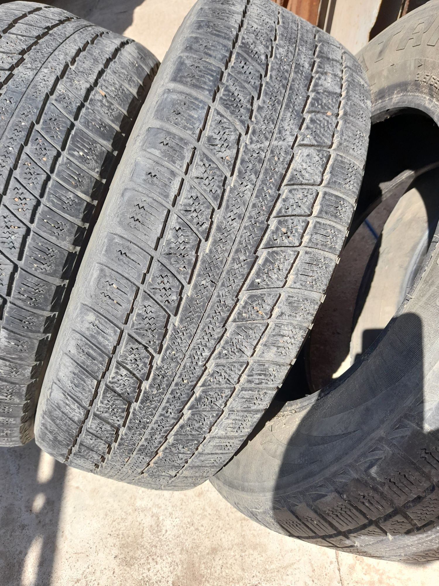 Автопокрышки  TRIANGL 215/65/R16 -4шт.