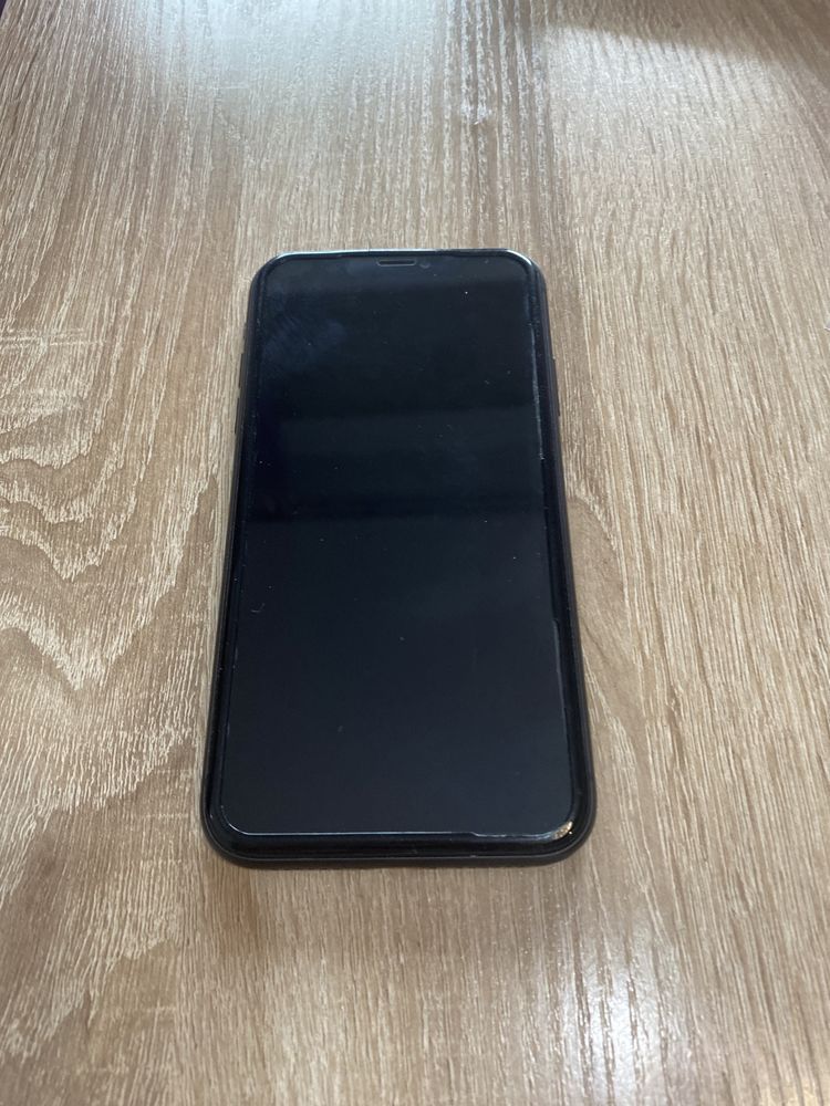 Продам iPhone 11