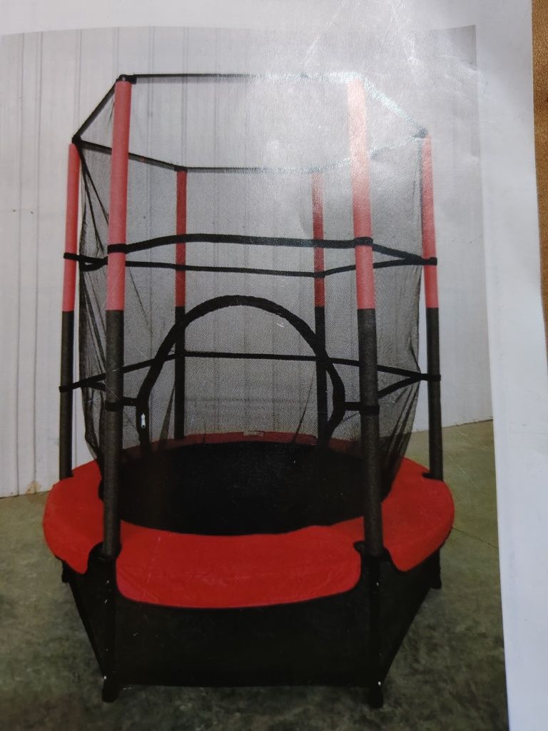 Каркасный батут 55 mini trampoline красный с защитной сеткой