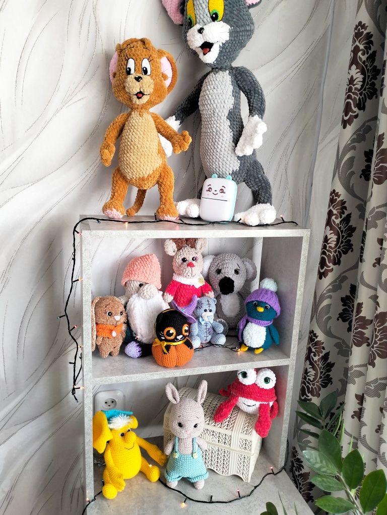 Продам вязаные игрушки в наличии, и возможно на заказ.

Цен дешевле в