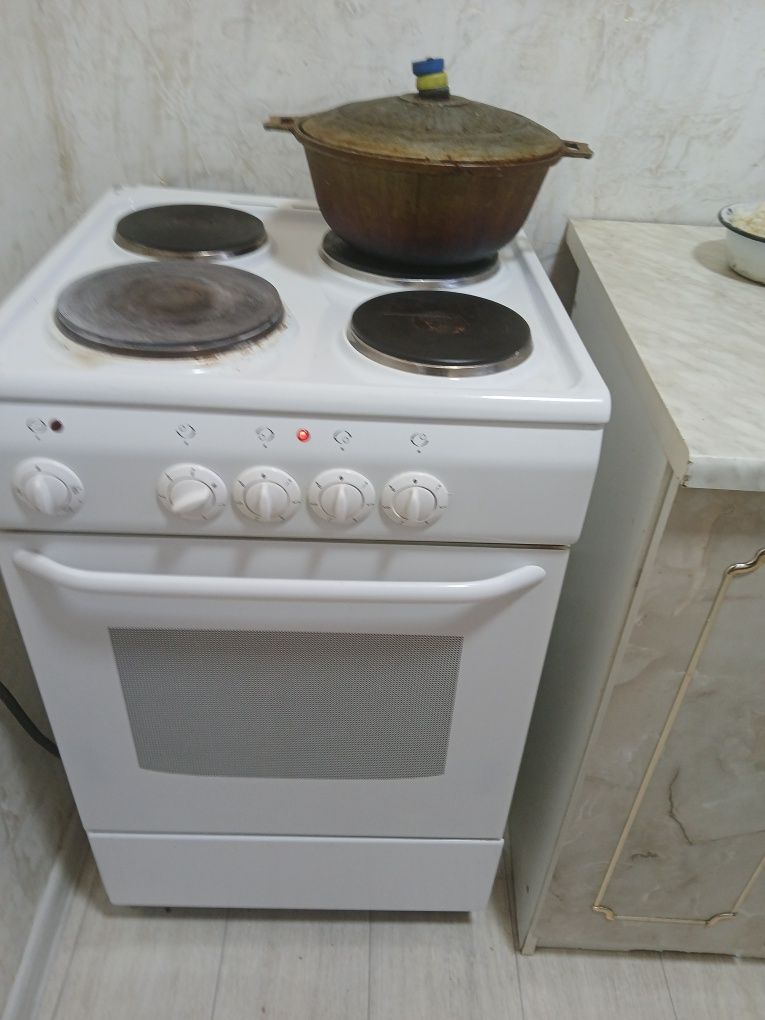 Продам 4копорка не давна купили все работает