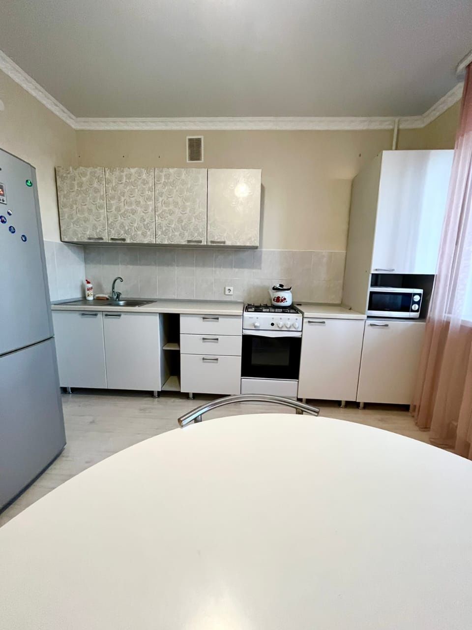 Квартира посуточно и по часовой на районе Батыс