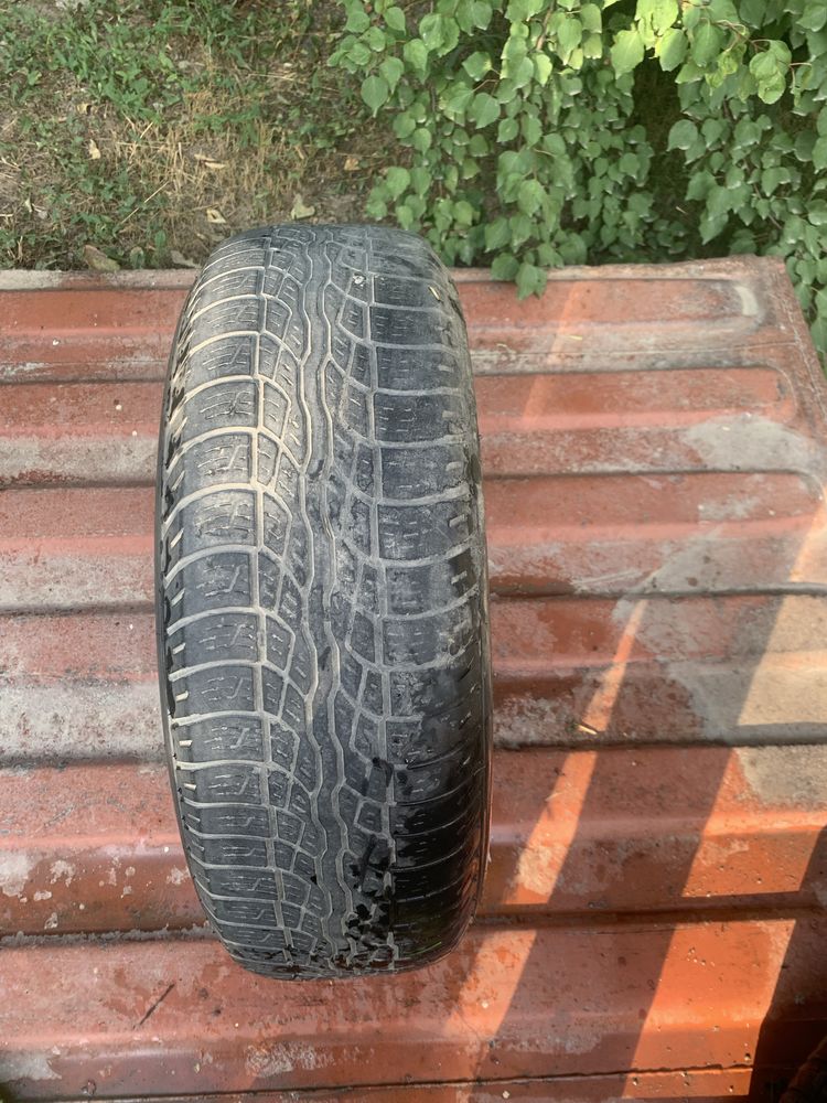 Пара Всесезонных шин 215/65/r16