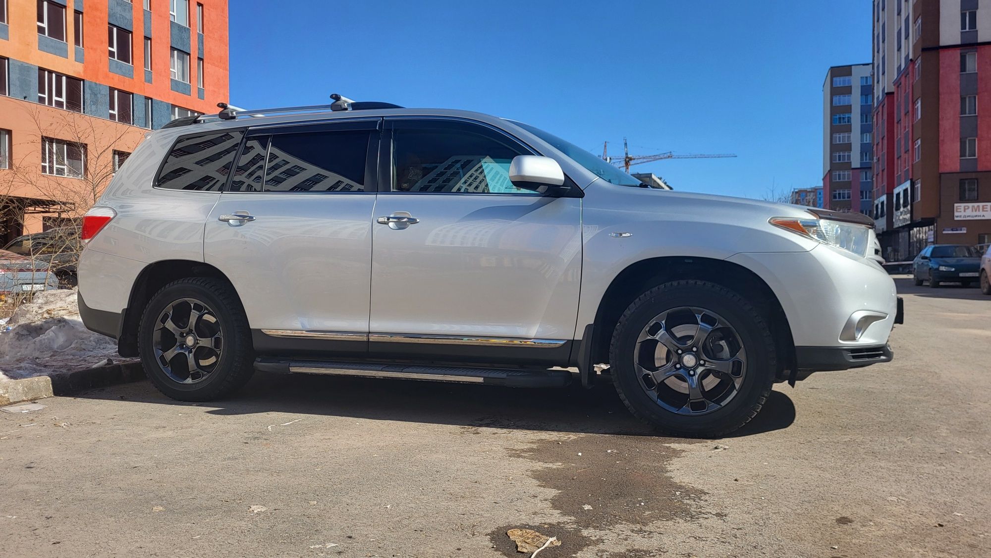 Зимние шины и диски в комплекте 225/55 R18