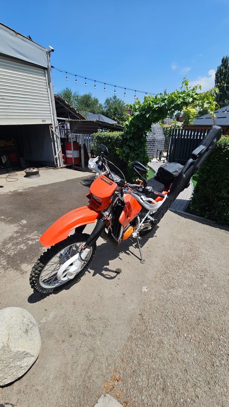 Продам мотоцикл эндуро Yamaha lanza dt230