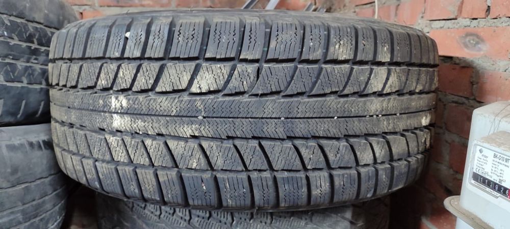 Диски 7716 VW16 с всесезонными шинами 255/55 R18 triangle почти новые