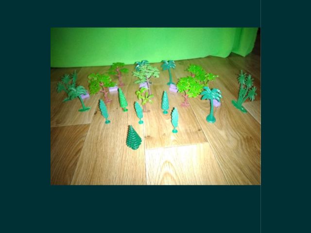 Игрушки детские конструкторы, фартуки, карандаши,