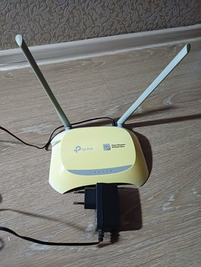 Продам роутер (машрутизатор) TP Link TL-WR840N