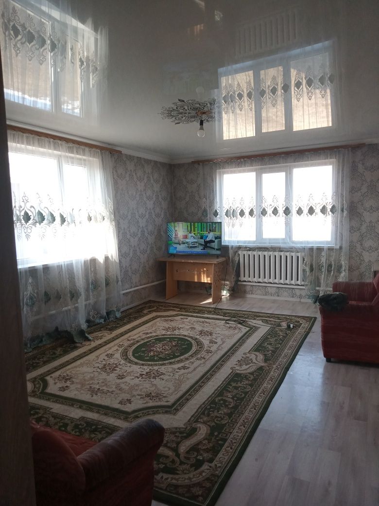 Продам дом. Возле трассы. Талгарскии район.