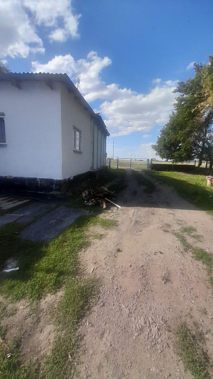 Ауылды жерде үи сатылады қалаға жақын