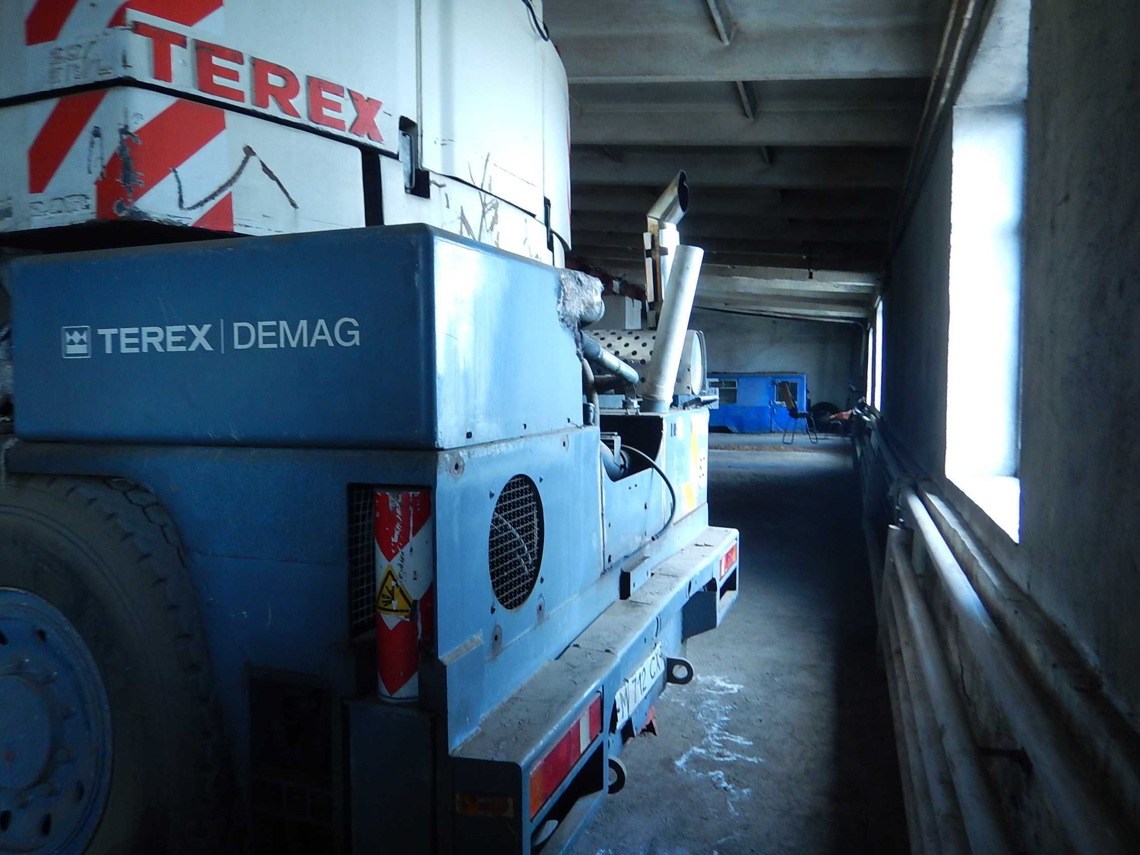 Автокран Terex Demag
