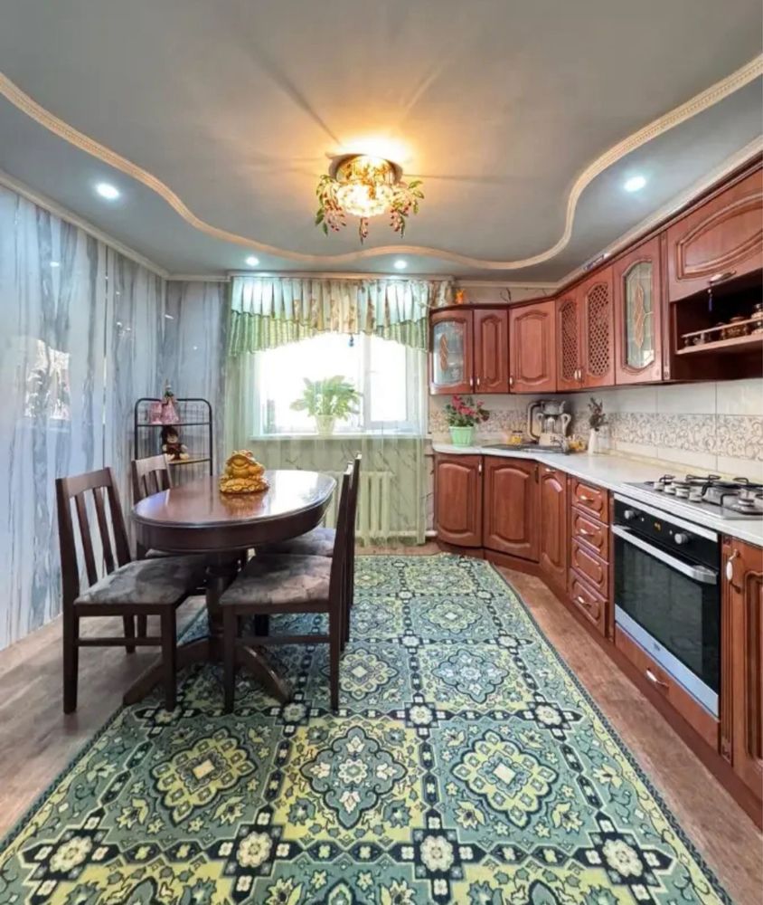 Продам большой и уютный частный дом