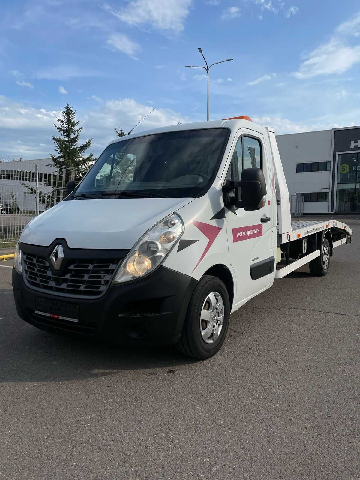 Автоцентр Астэк реализует эвакуатор Renault Jegger