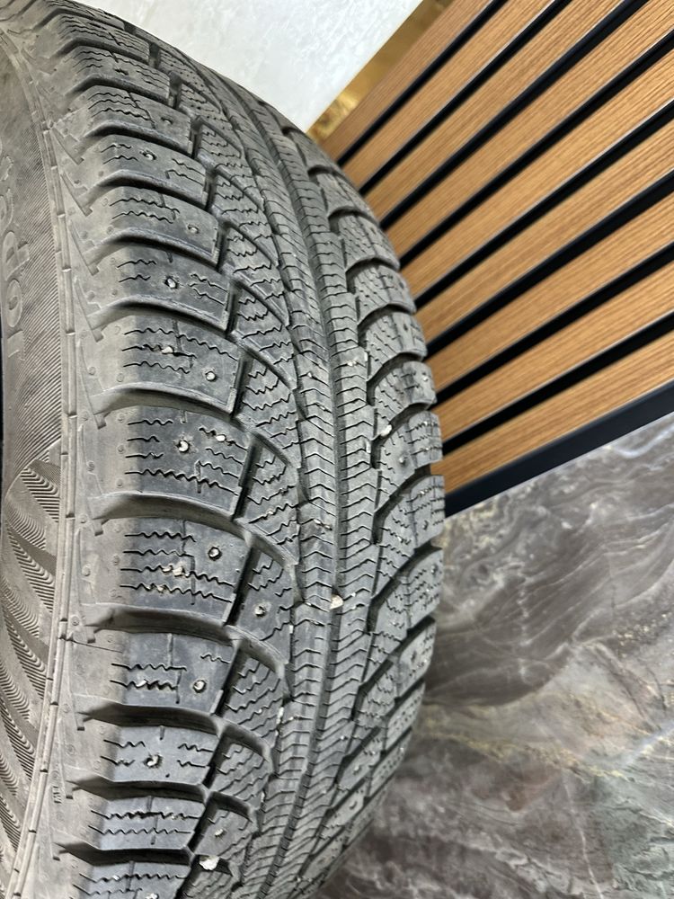 Продам Шины  R 17