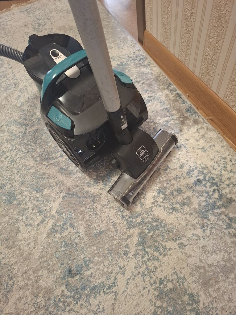 Продаю пылесос  Tefal TW7272EA